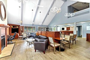 Lobby - SureStay Studio by Best Western Pensacola (Pensacola)
