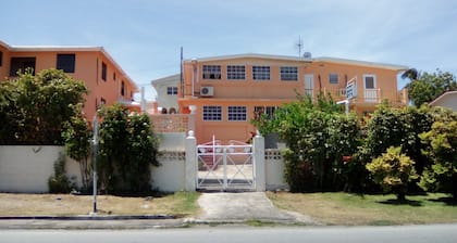 Shonlan Inn and Apartments