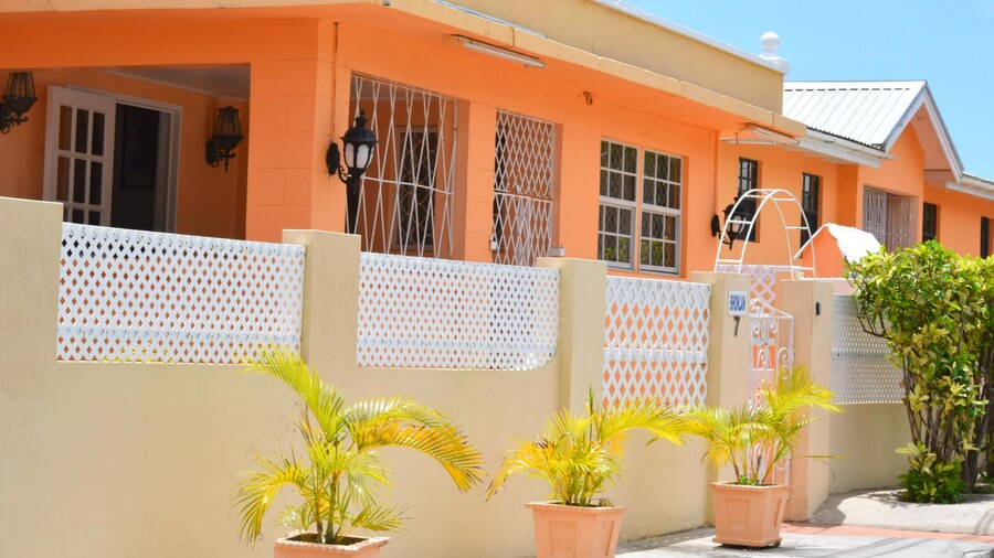 Shonlan Inn and Apartments