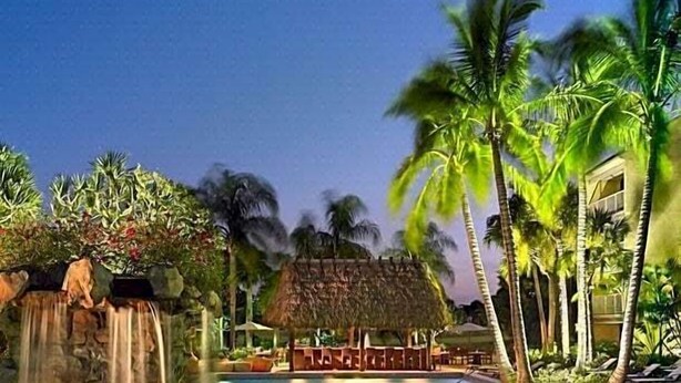 3 outdoor pools - Bonaventure Resort & Spa (Weston)