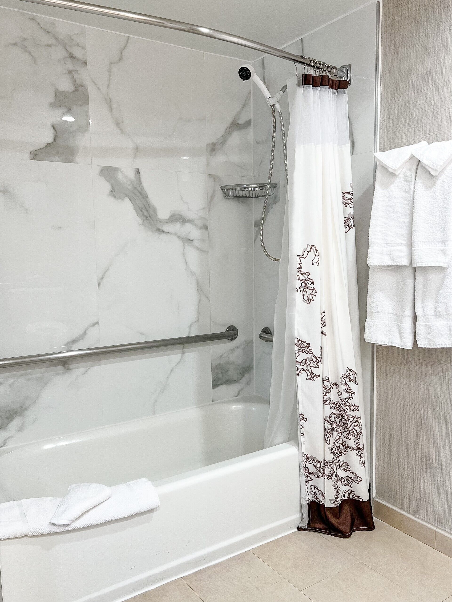 studio, 1 queen bed with sofa bed (mobility/hearing accessible, tub) | bathroom | free toiletries, hair dryer, towels, soap