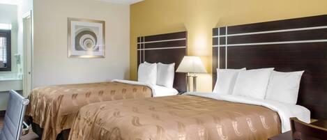 Ropa de cama de alta calidad, escritorio y cortinas blackout