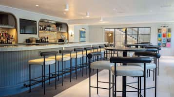 Frühstück und Abendessen