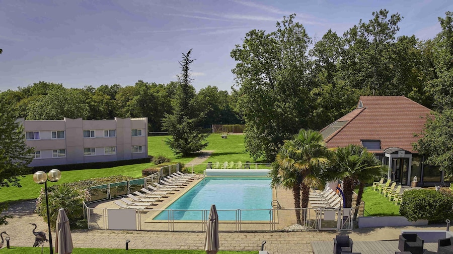 Novotel Fontainebleau Ury