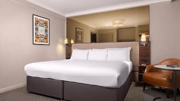 Ropa de cama de alta calidad, cortinas opacas, wifi gratis