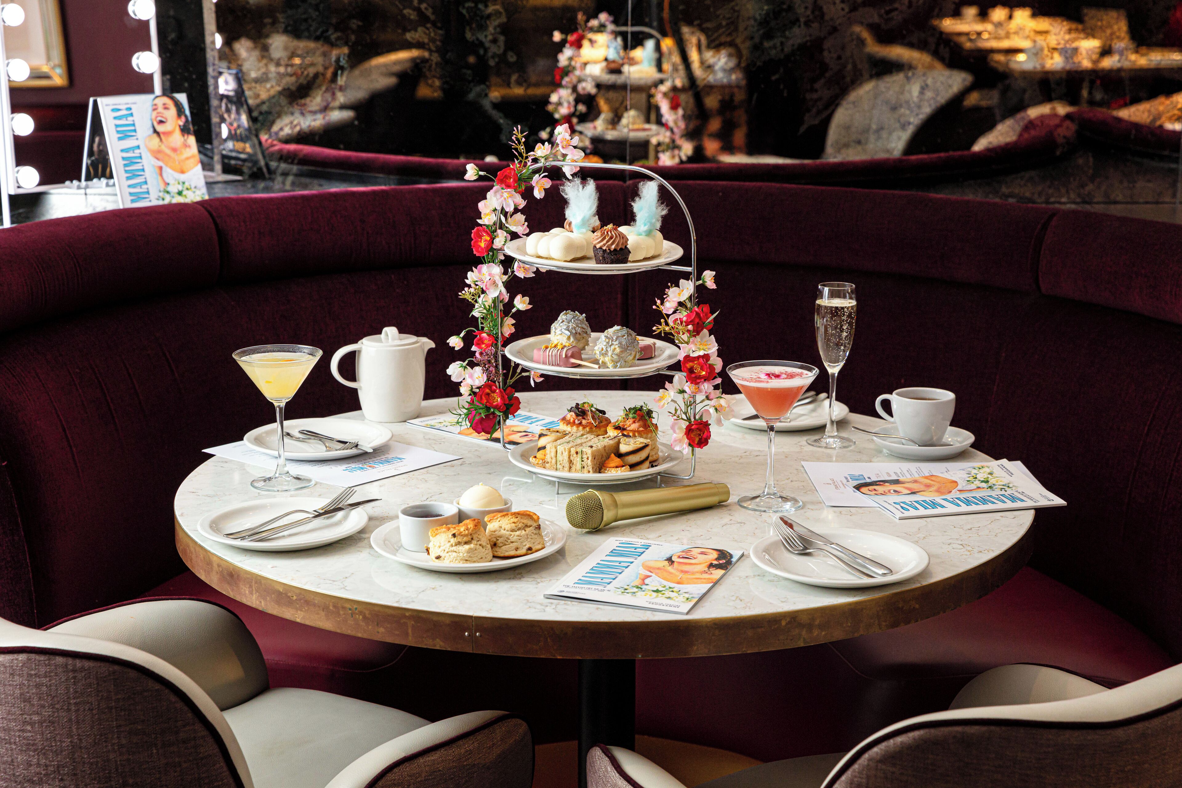 Breakfast, lunch, dinner served; British cuisine 