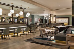 Frühstück, Mittagessen, Abendessen, britische Küche 