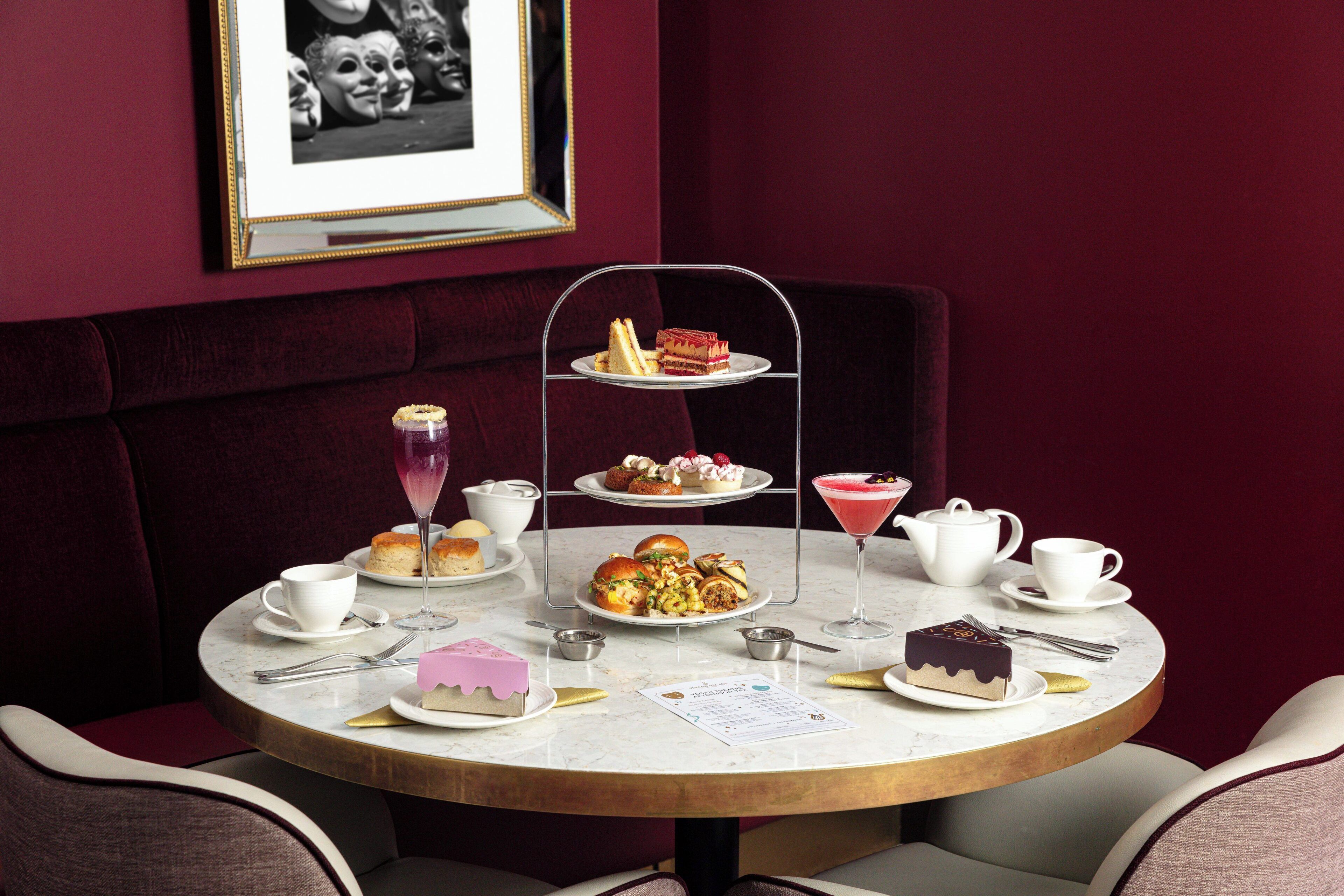 breakfast, lunch, dinner served; british cuisine