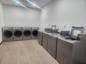 Laundry room - Extended Stay Hotel, Sterling (Sterling)