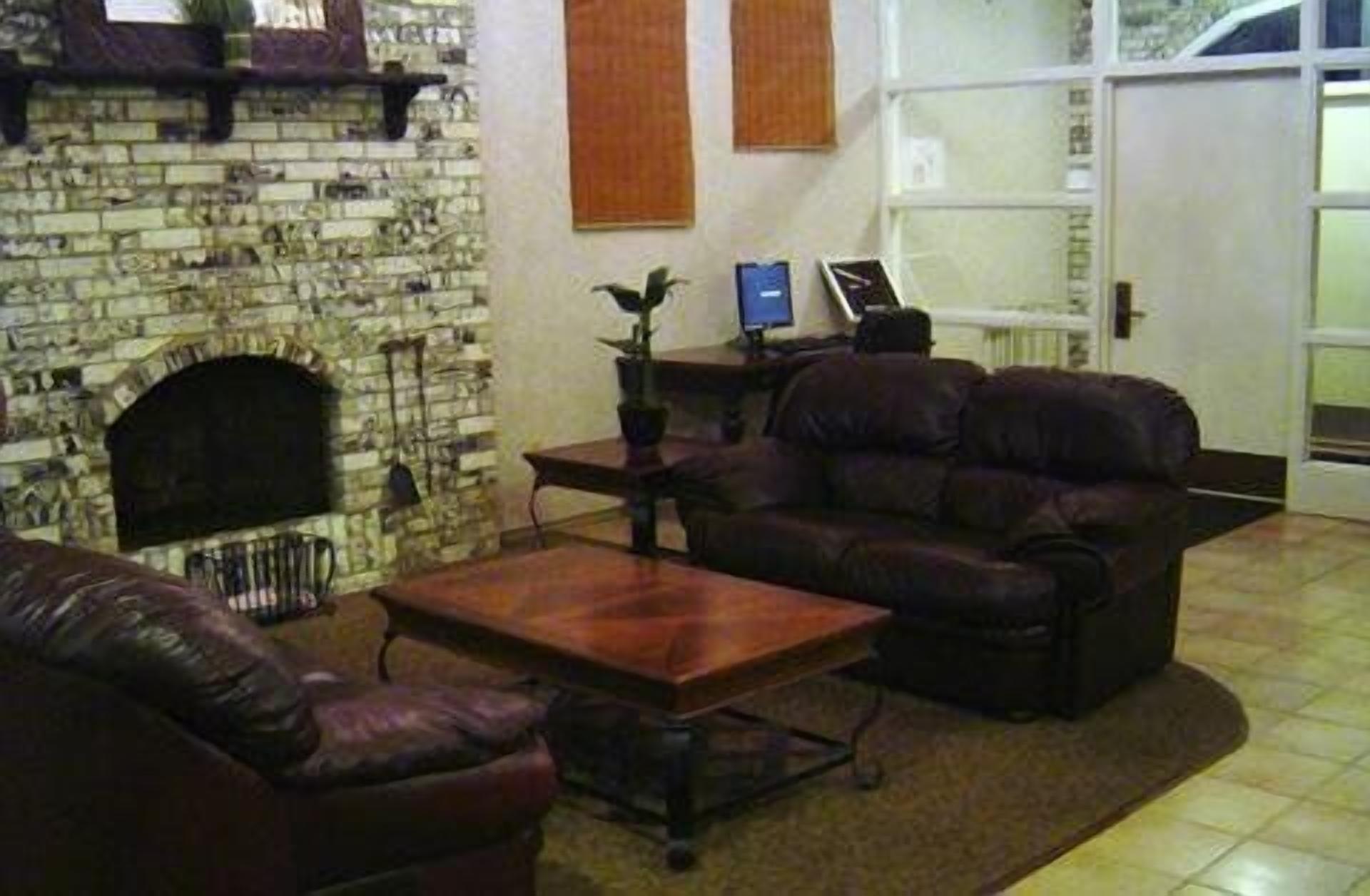 المنشأة من الداخل