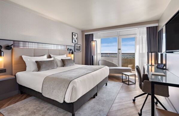 In-room safe, desk, blackout drapes, soundproofing
