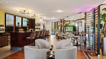 Sports bar