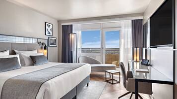 In-room safe, desk, blackout curtains, soundproofing