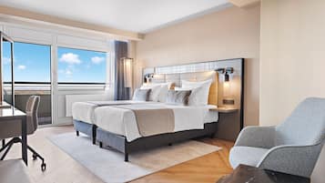 In-room safe, desk, blackout drapes, soundproofing