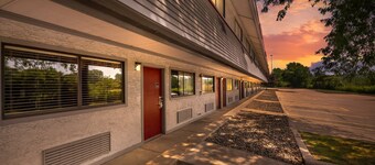 Red Roof Inn Erie – I-90