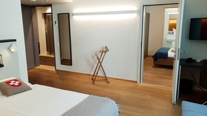 Ảnh chưa phân loại, 4 trong số 51 ảnh, nút