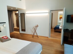 Quadruple / Family Room | Premium bedding, in-room safe, desk, blackout drapes