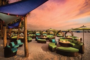 Beach bar