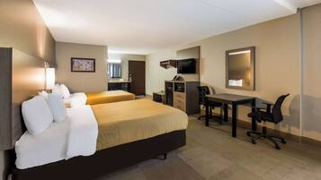1 bedroom, premium bedding, in-room safe, desk