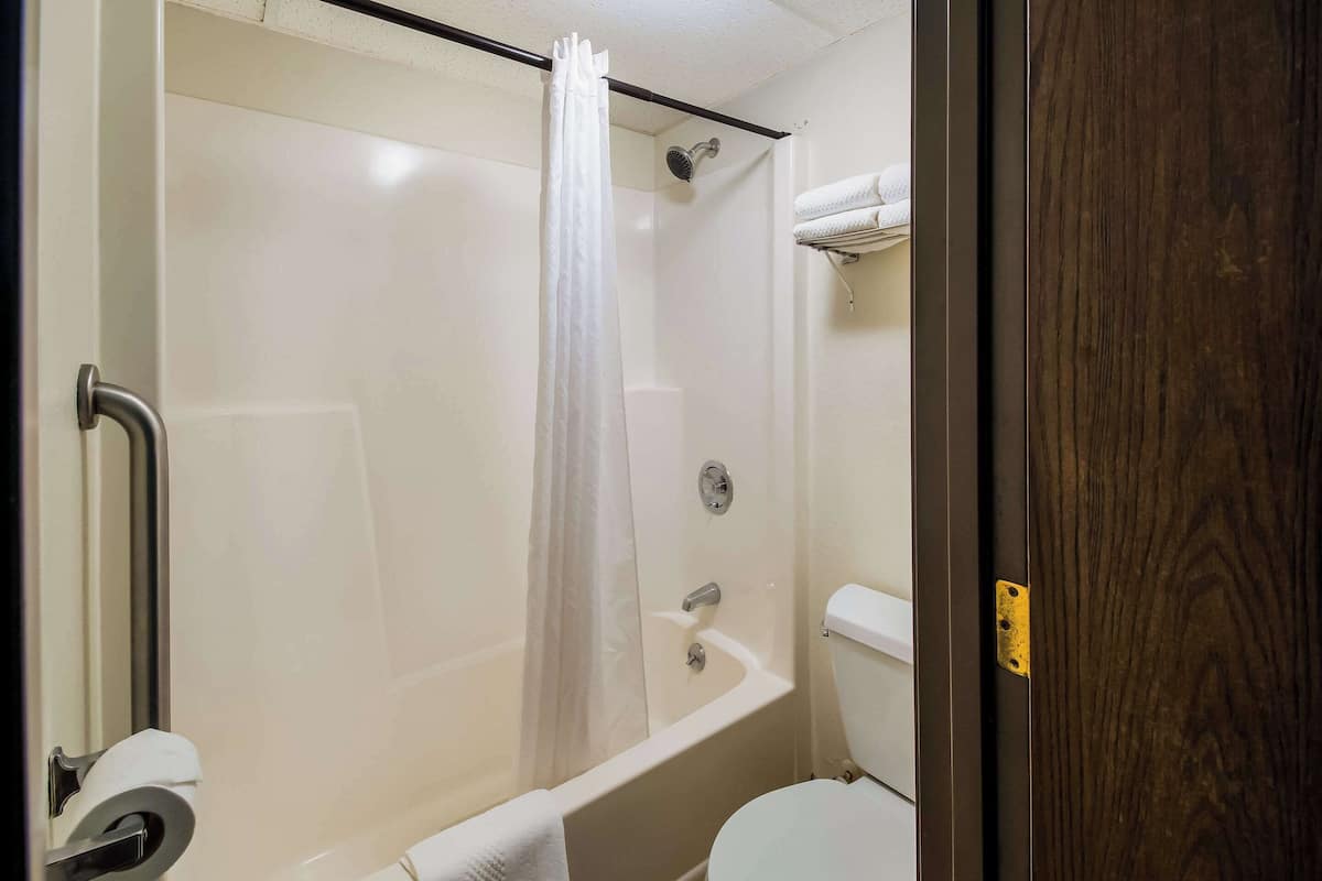 1 habitación y ropa de cama de alta calidad