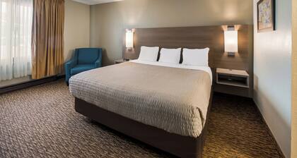 Econo Lodge Duluth near Miller Hill Mall
