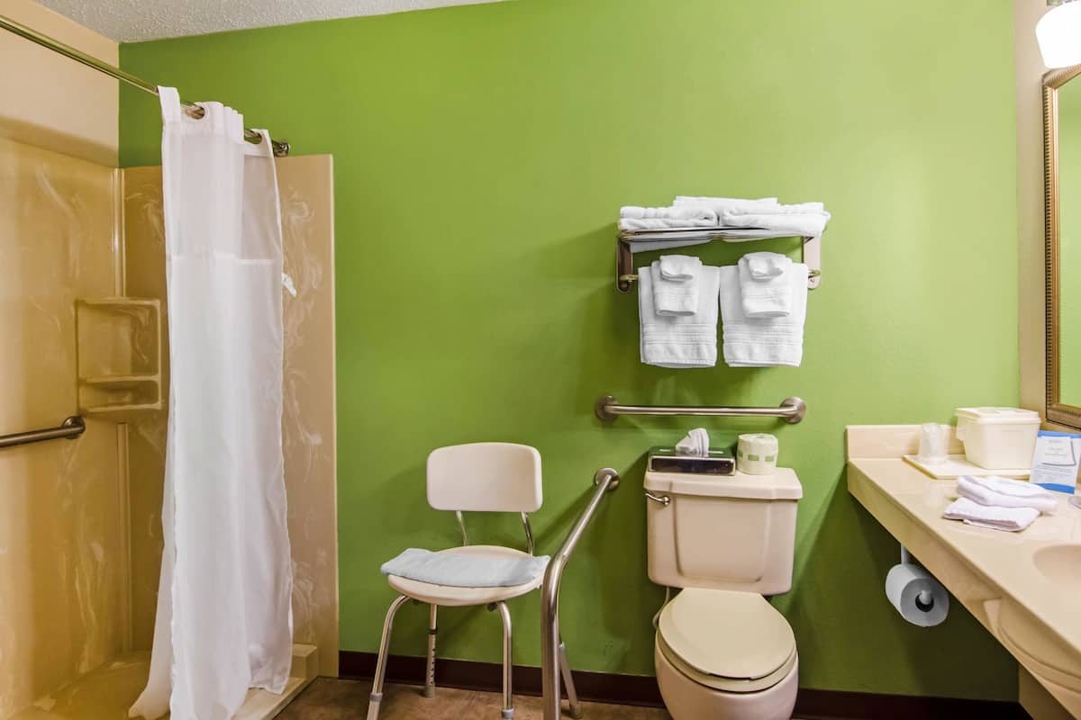 standard room, 2 queen beds, non smoking | iron/ironing board, free cots/infant beds, free wifi, bed sheets