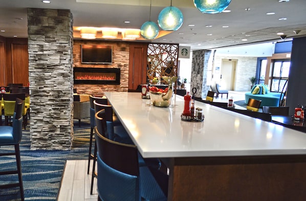 Daily full breakfast (USD 15 per person)