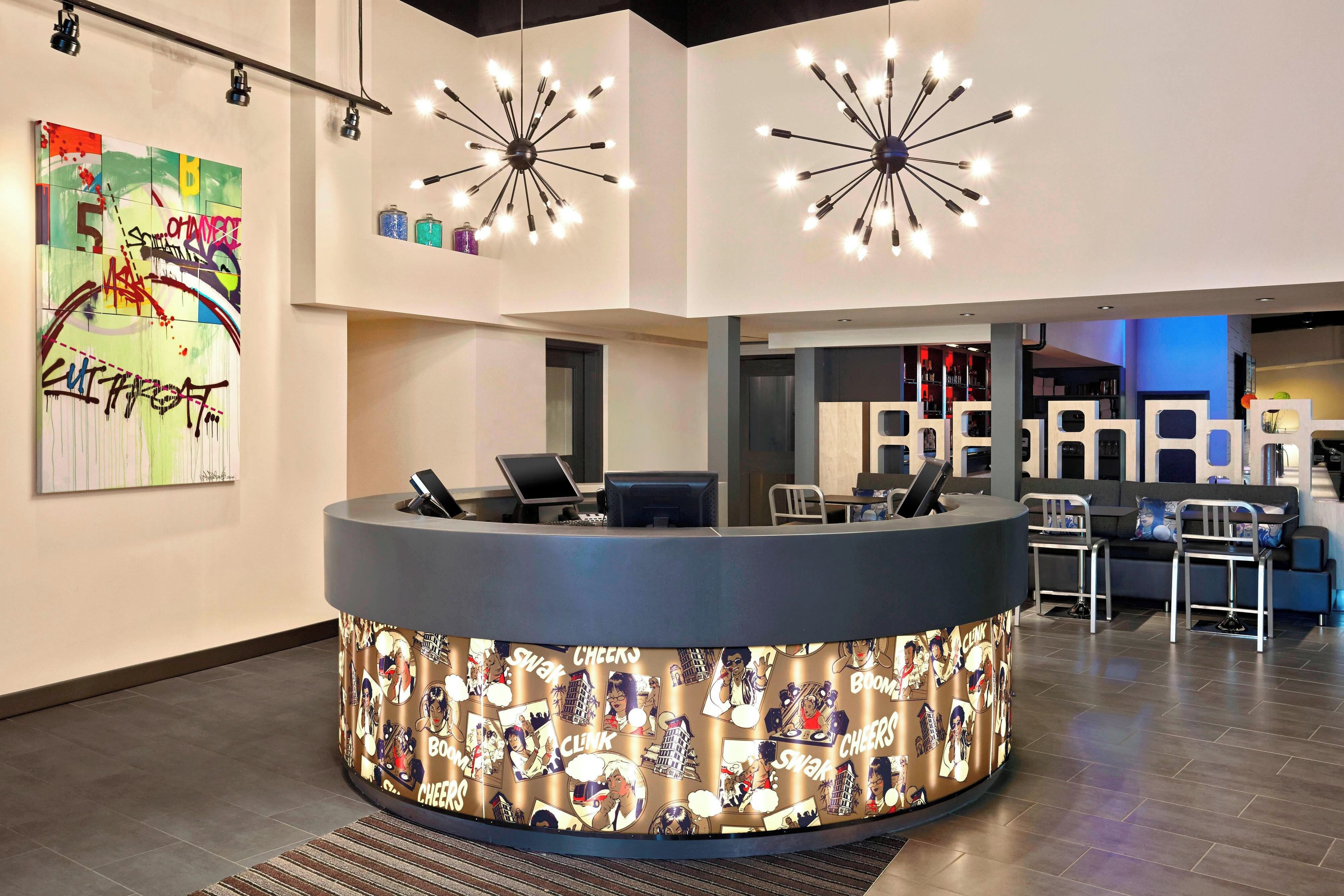 Bar-salon dans le hall