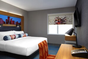 客房内保险箱、办公桌、熨斗/熨衣板、免费婴儿床