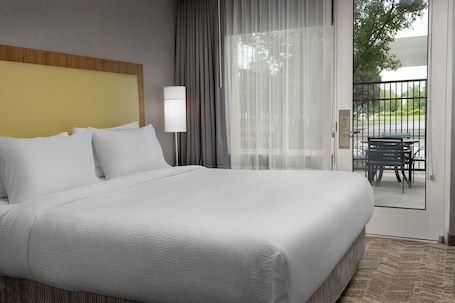 Premium bedding, pillowtop beds, desk, iron/ironing board. SpringHill Suites by Marriott Boise ParkCenter