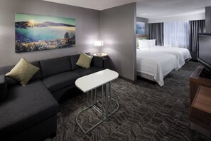 Suite, Multiple Beds, Non Smoking