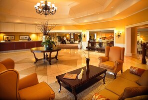 Lobby - Southern Sun Bloemfontein (Bloemfontein)