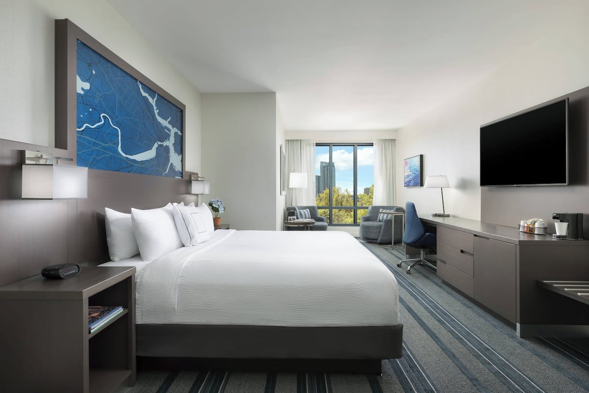 In-room safe, desk, iron/ironing board, free cots/infant beds