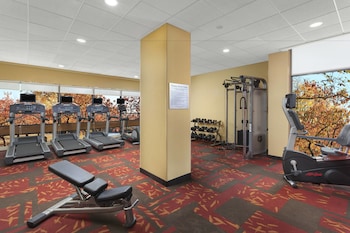Fitness center at Courtyard by Marriott Boston-Cambridge