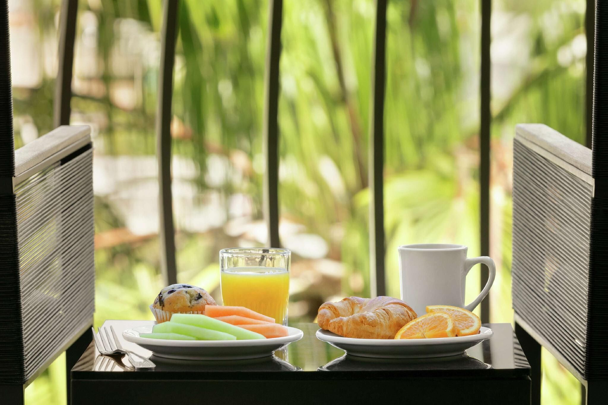 Restaurante al aire libre | Se sirven cenas y cocina americana 