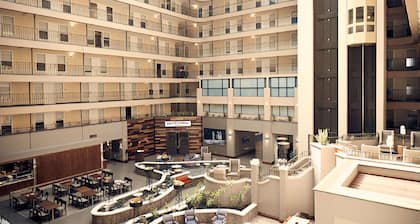 Embassy Suites by Hilton Los Angeles Downey
