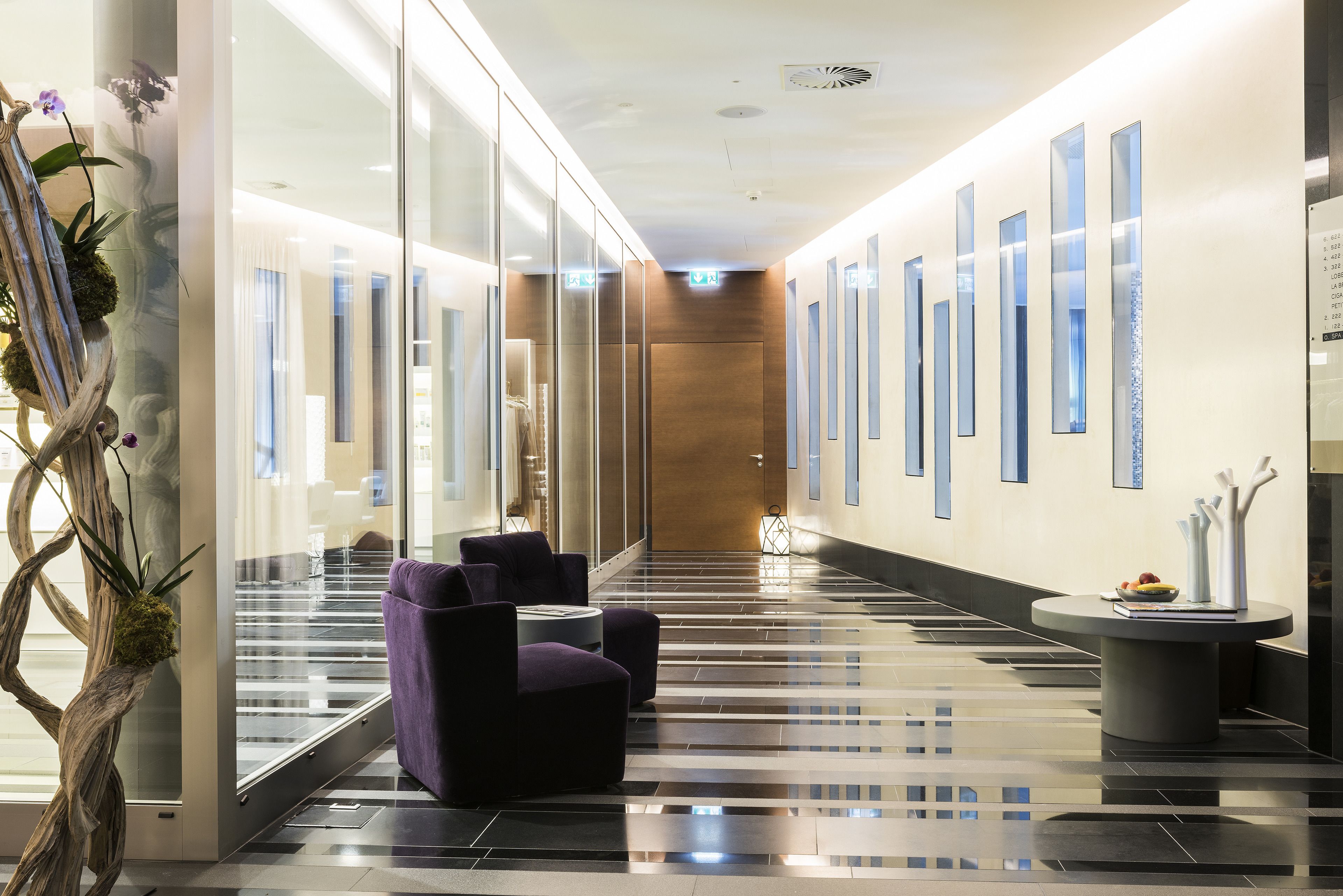 sauna, hot tub, steam room, turkish bath/hammam, body treatments