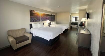 Days Inn by Wyndham Canton