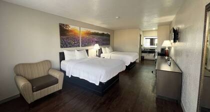 Days Inn by Wyndham Canton