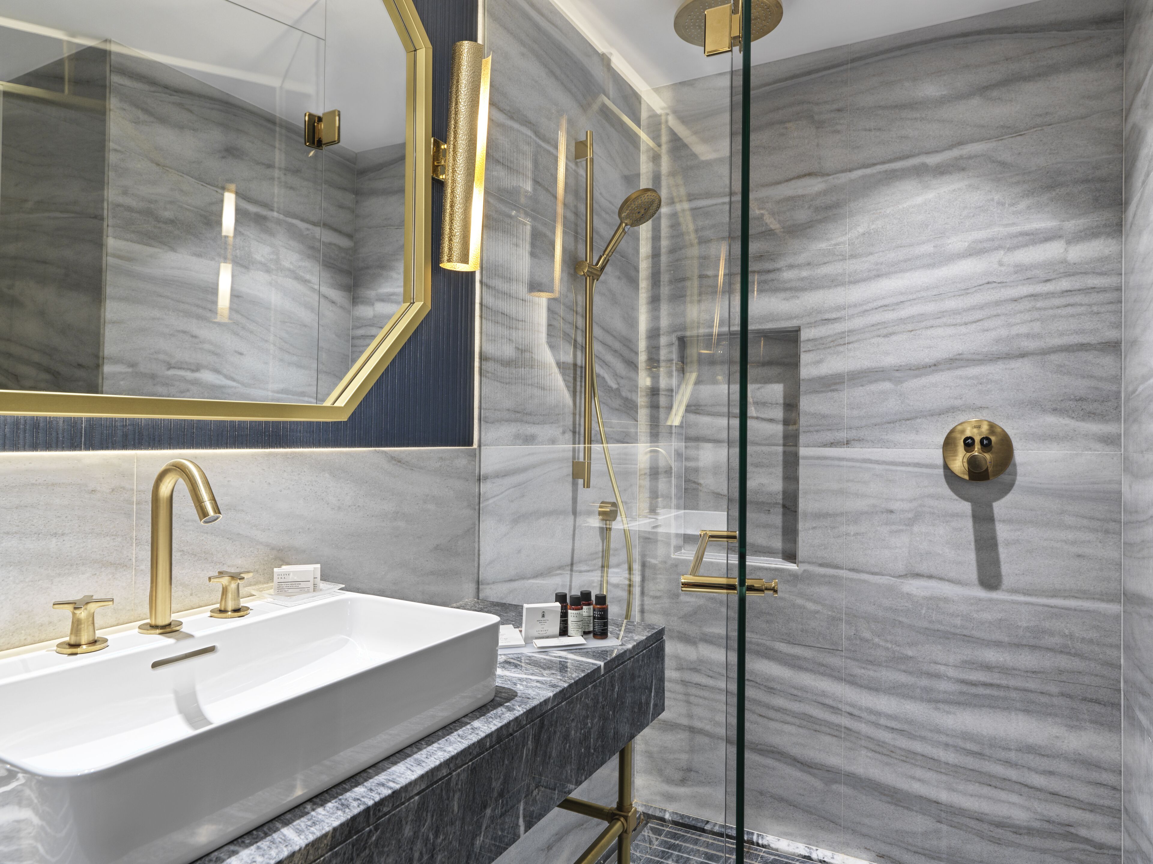 1 bedroom, premium bedding, minibar, in-room safe