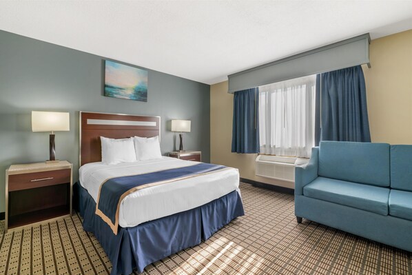 Standard Room, 1 King Bed, Non Smoking, Microwave | Iron/ironing board, WiFi, bed sheets