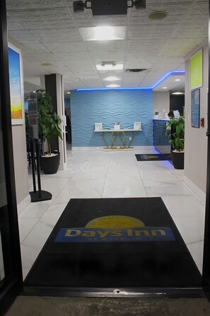 Lobby - Days Inn by Wyndham Marianna (Marianna)