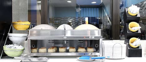 Free daily self-serve breakfast