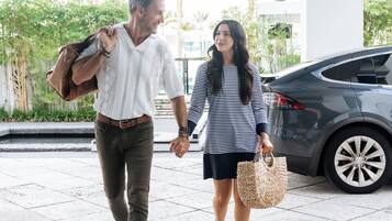 Estacionamiento (USD 35 por noche), valet parking (USD 35 por noche)