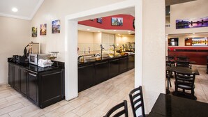 Free continental breakfast  - Hawthorn Suites by Wyndham Orlando International (Orlando)