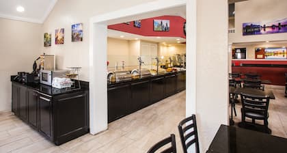 Hawthorn Suites by Wyndham Orlando International