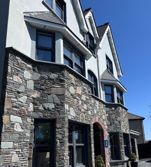 King Room Detached from Hotel | 1 bedroom, pillowtop beds, in-room safe, individually decorated