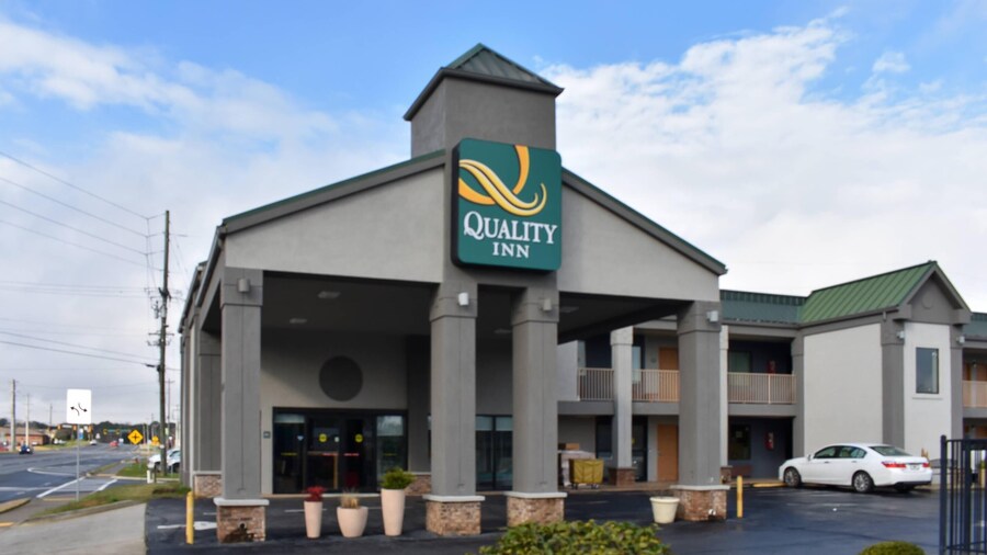 Quality Inn Calhoun North I-75