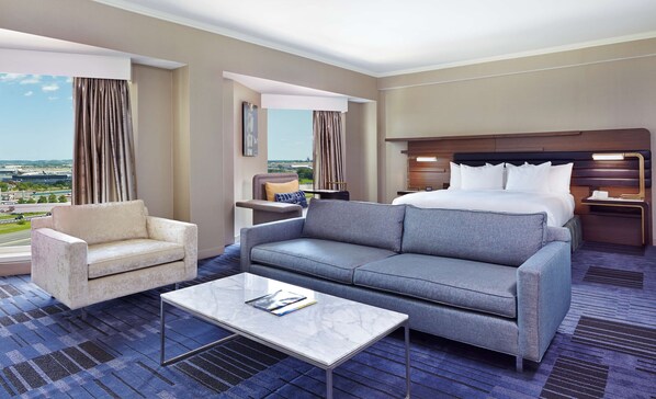 Suite, 1 King Bed
