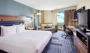 Deluxe Room, 1 King Bed, Accessible, Bathtub